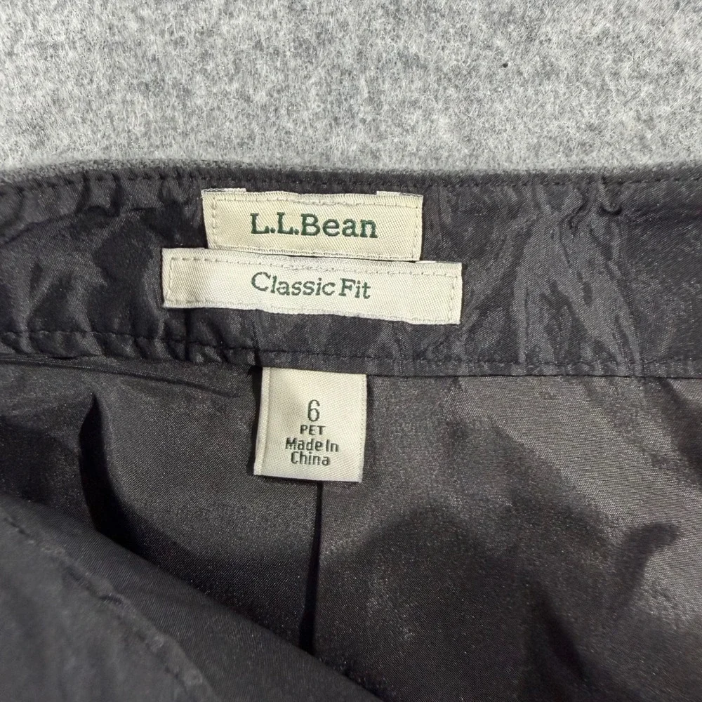 LL Bean Classic Fit Gray Wool Blend Wrap Skirt Side Buckle Pockets Petite 6
